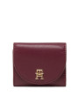 detail Tommy Hilfiger dámská vínová peněženka