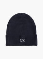 detail Calvin Klein pánská tmavěmodrá čepice