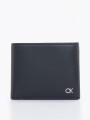 detail Calvin Klein pánská černá peněženka