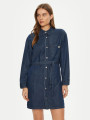 detail Calvin Klein dámské modré košilové šaty