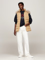 detail Tommy Hilfiger dámská hnědá péřová vesta