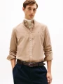 detail Tommy Hilfiger pánská béžová košile