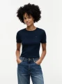 detail Tommy Hilfiger dámské tmavě modré tričko