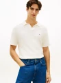 detail Tommy Hilfiger pánské krémové polo tričko