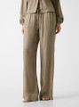 detail Guess dámské khaki kalhoty