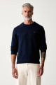 detail Tommy Hilfiger pánský tmavě modrý svetr