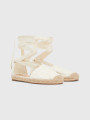 detail Tommy Hilfiger dámské krémové espadrilky