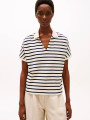 detail Tommy Hilfiger dámské pruhované polo tričko