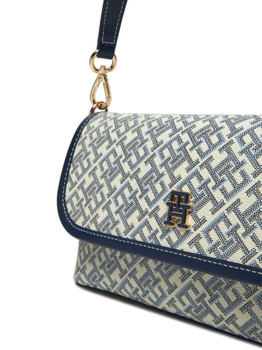 detail Tommy Hilfiger dámská modrá kabelka