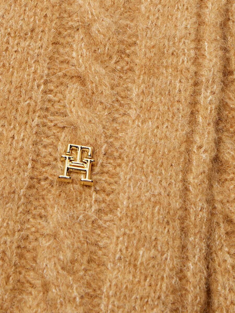 detail Tommy Hilfiger dámská béžová šála