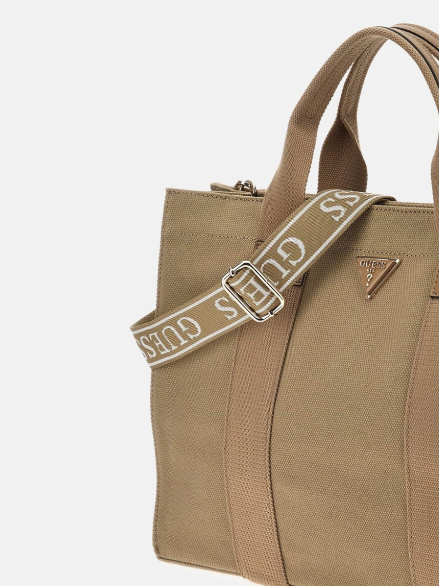 detail Guess dámská béžová kabelka