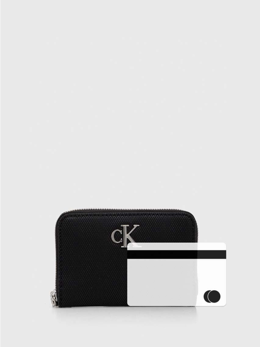 detail Calvin Klein dámská černá peněženka