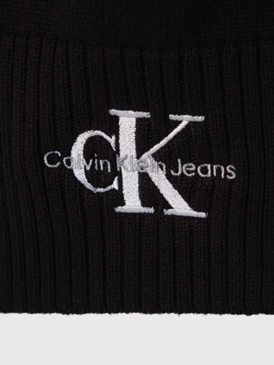 detail Calvin Klein pánský černý bavlněný šátek