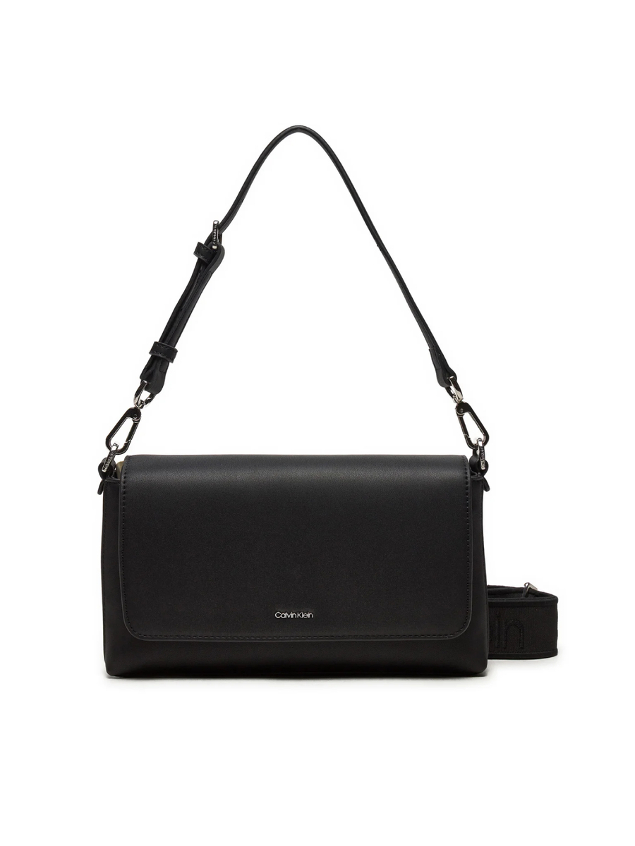 detail Calvin Klein dámská černá kabelka