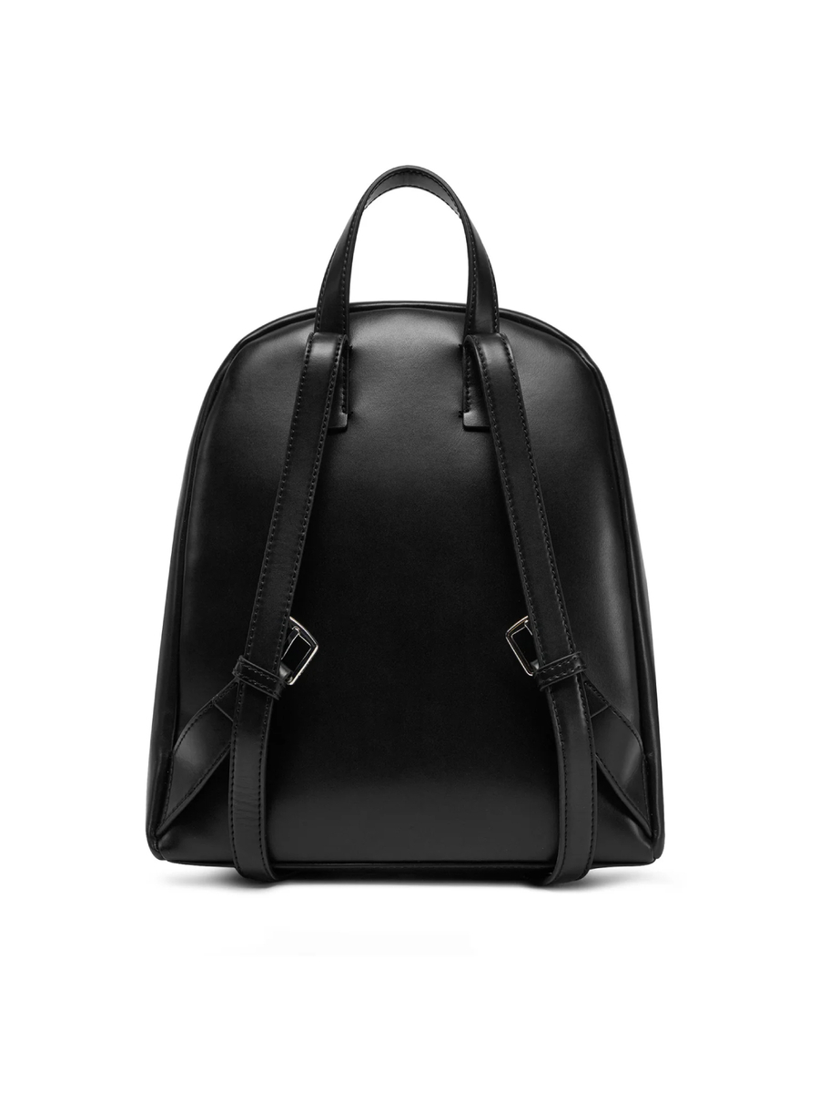 detail Calvin Klein dámský černý batoh