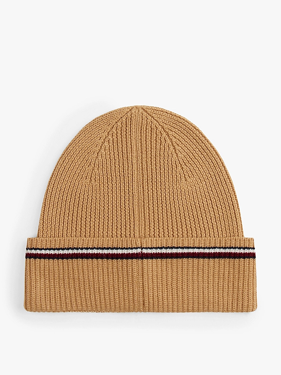 detail Tommy Hilfiger pánská béžová čepice