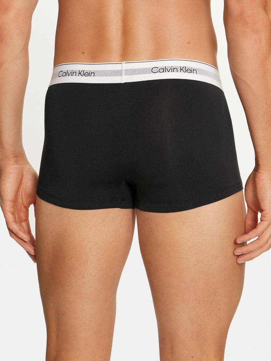 detail Calvin Klein pánské černé boxerky 3 pack