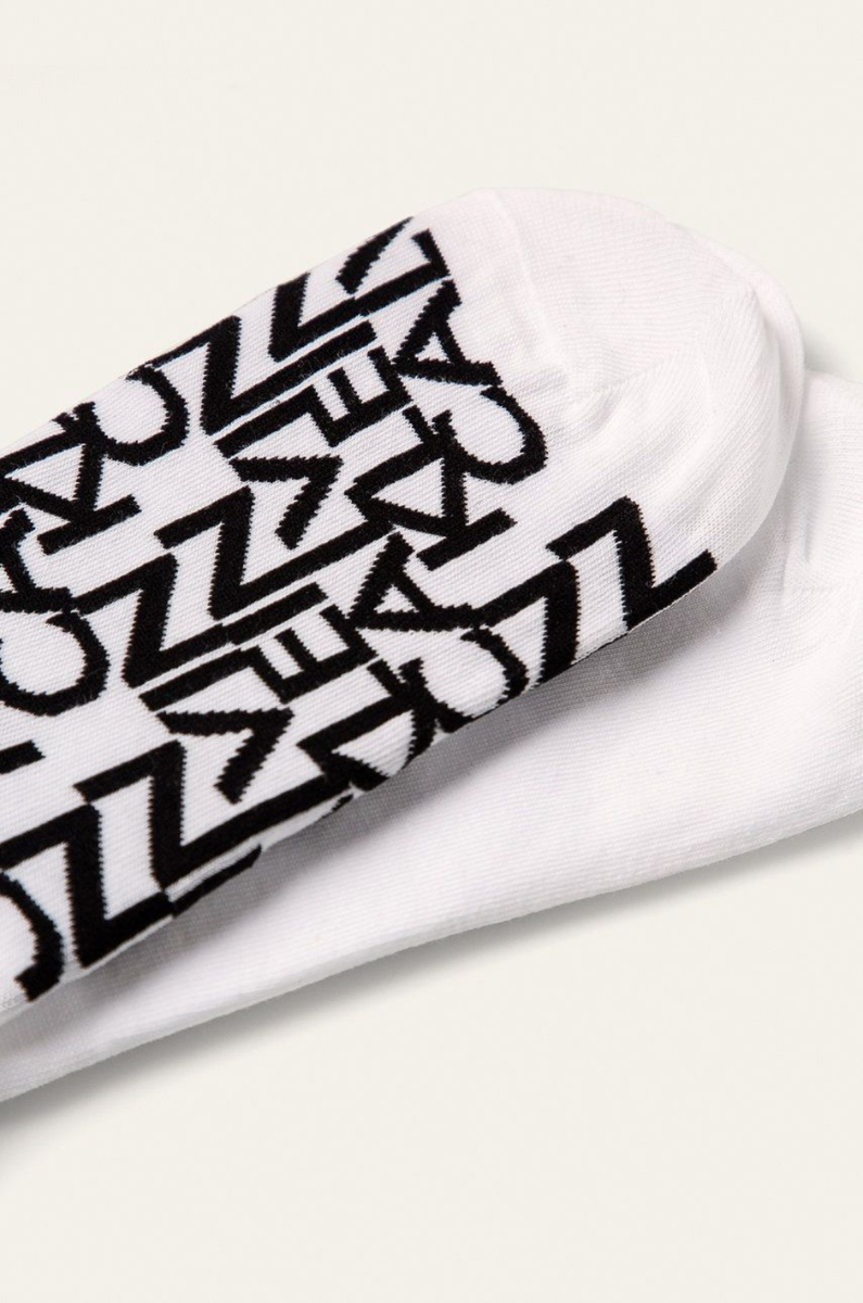 detail Calvin Klein pánské bílé ponožky 2 pack