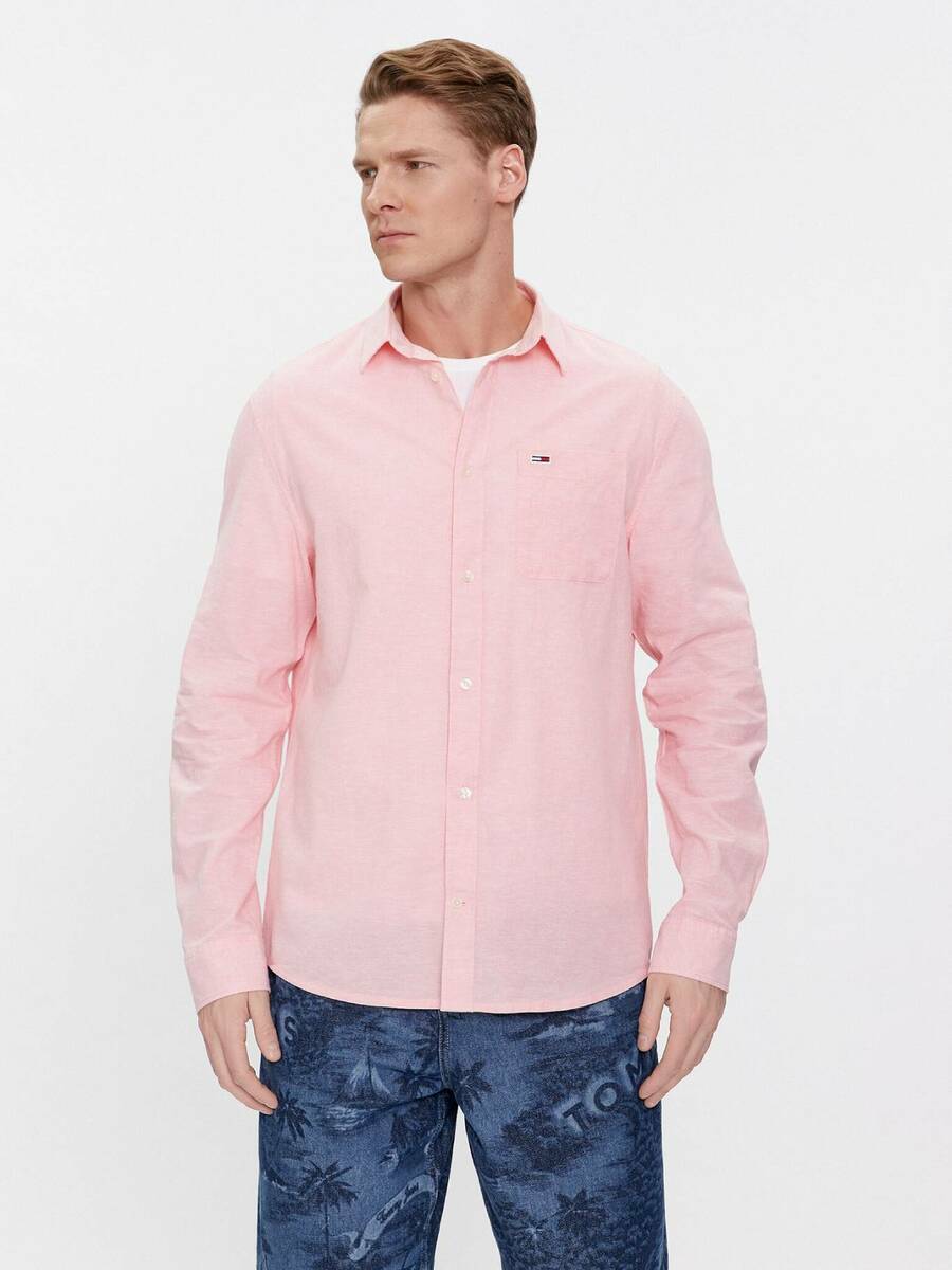 detail Tommy Jeans pánská růžová košile