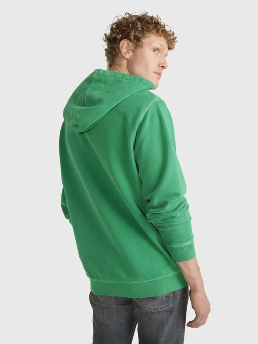 detail Tommy Jeans pánská zelená mikina