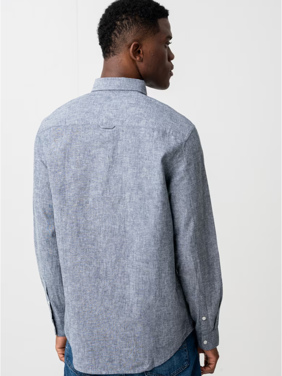 detail Tommy Jeans pánská modrá košile