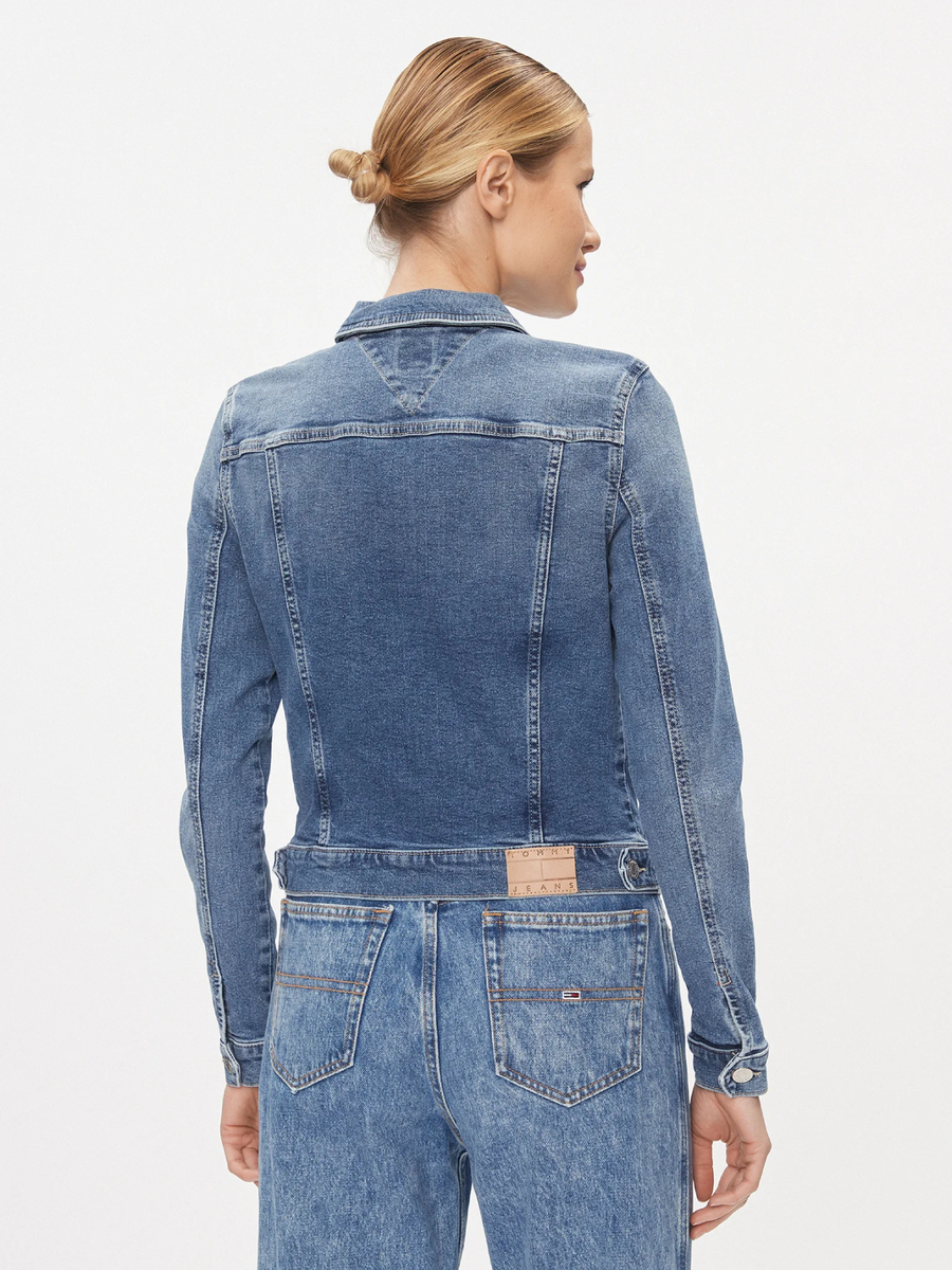 detail Tommy Jeans dámská džínová bunda