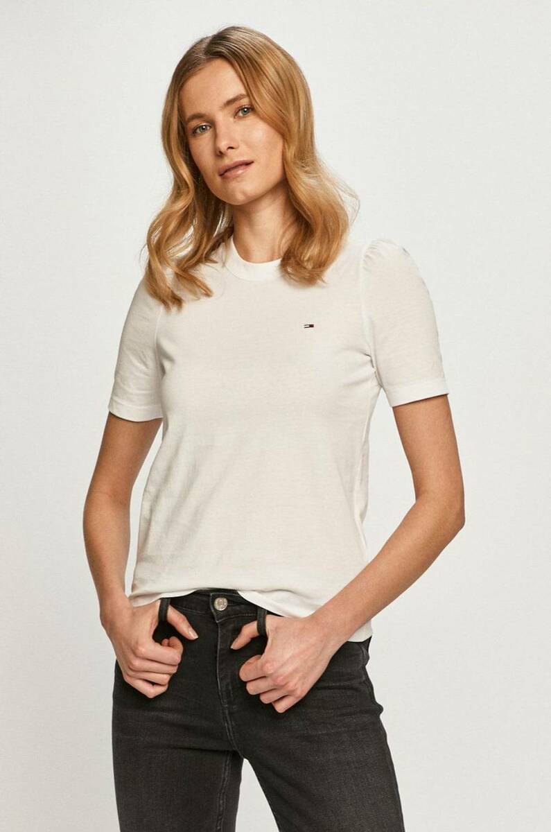 detail Tommy Jeans dámské šedé tričko
