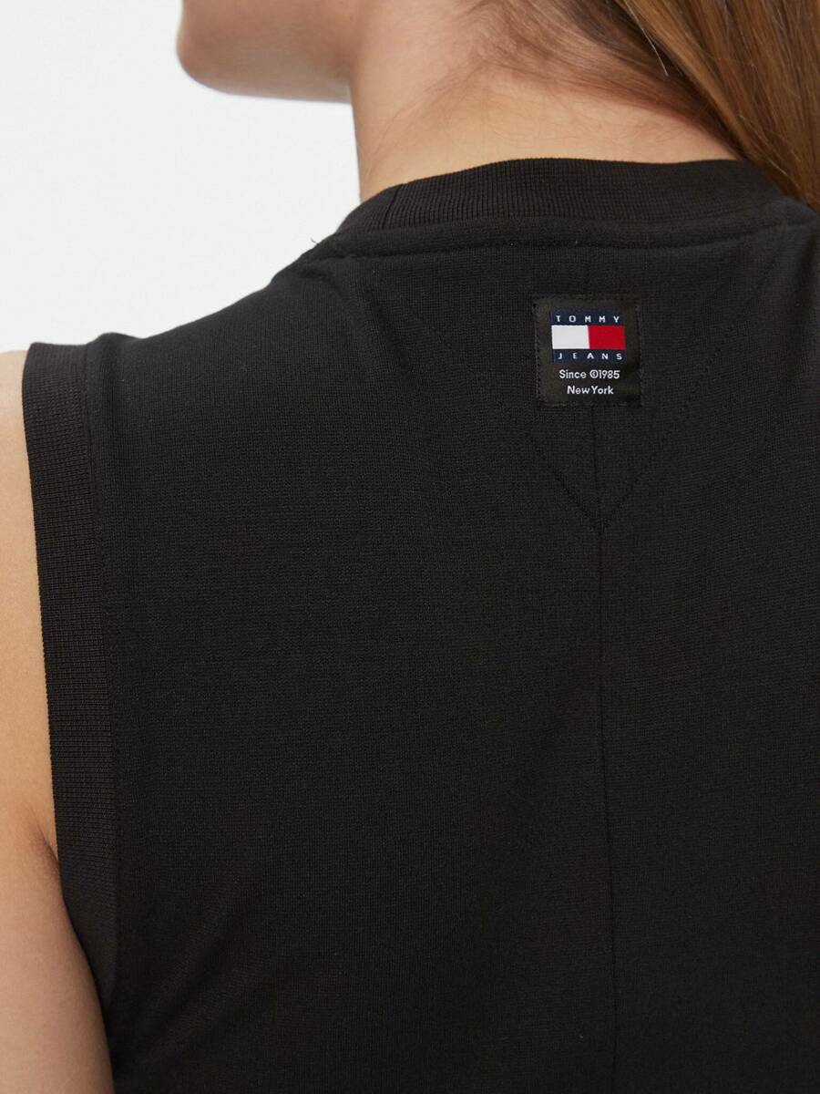 detail Tommy Jeans dámské černé šaty