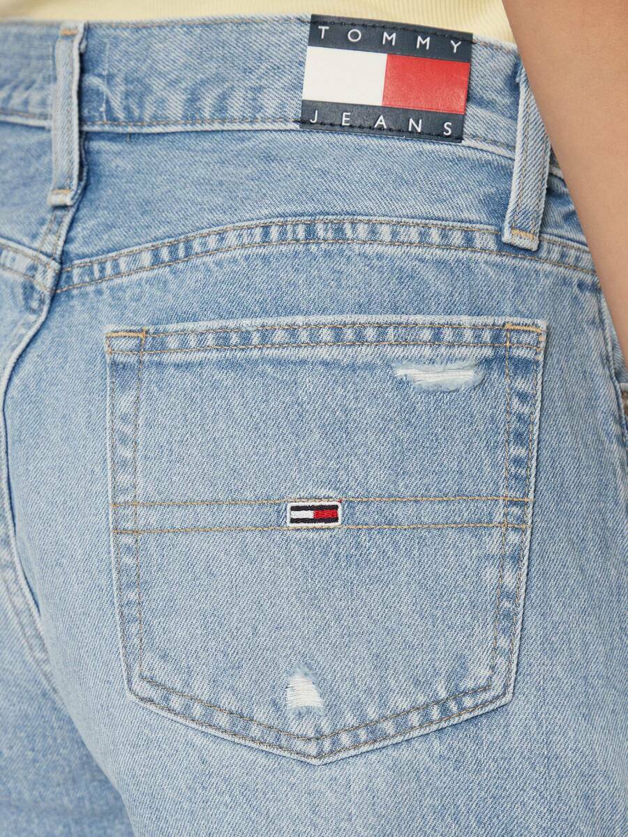 detail Tommy Jeans dámské džínové šortky