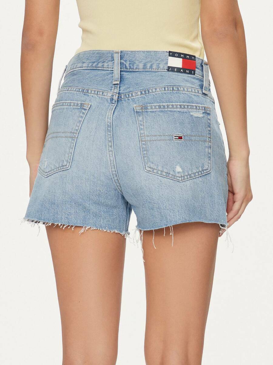 detail Tommy Jeans dámské džínové šortky