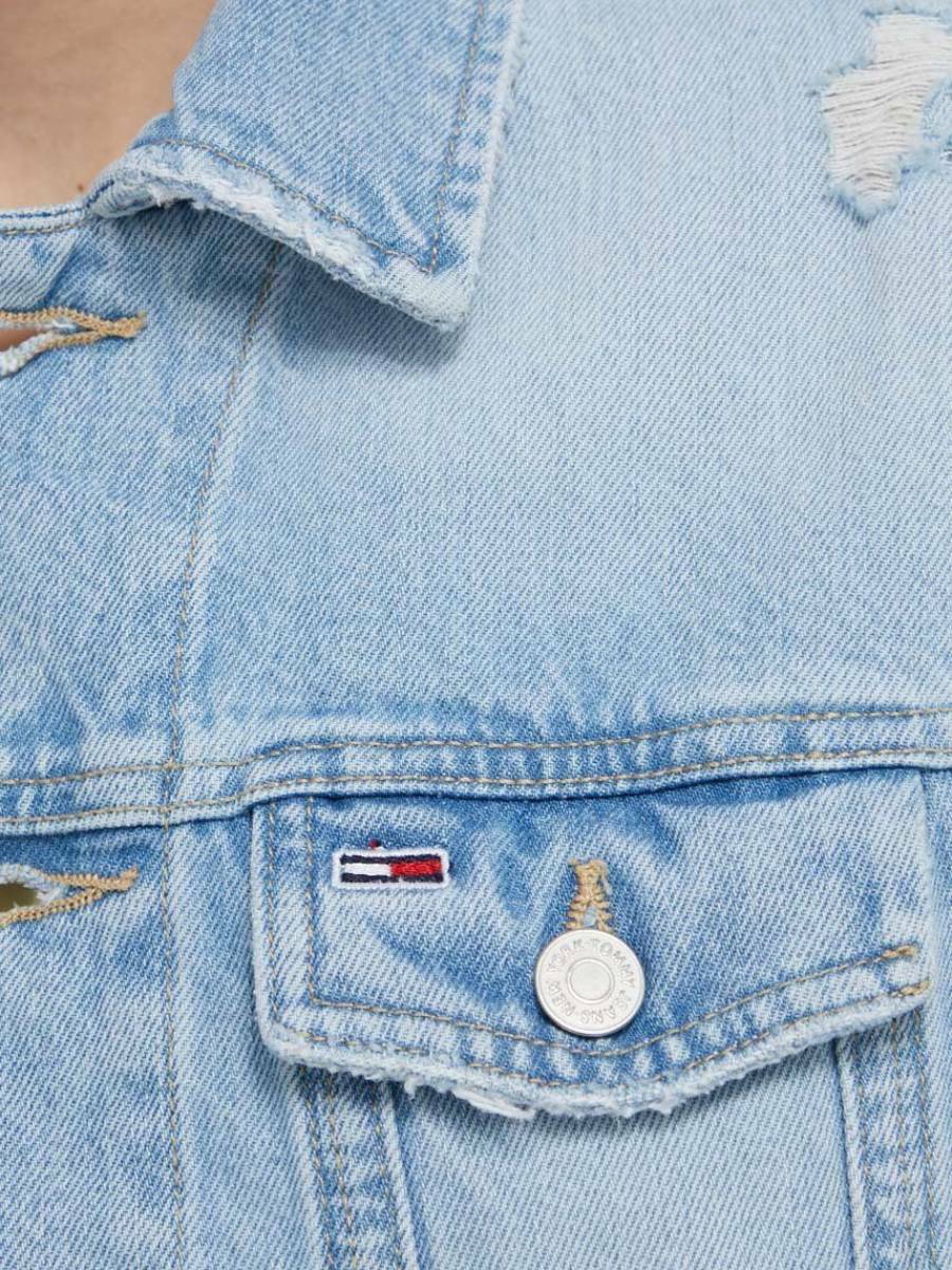 detail Tommy Jeans dámská džínová bunda Mom