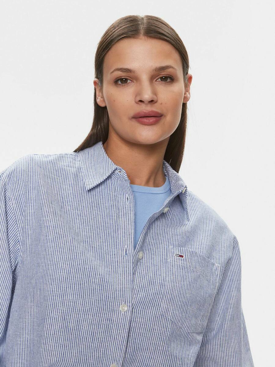 detail Tommy Jeans dámská pruhovaná modrá košile