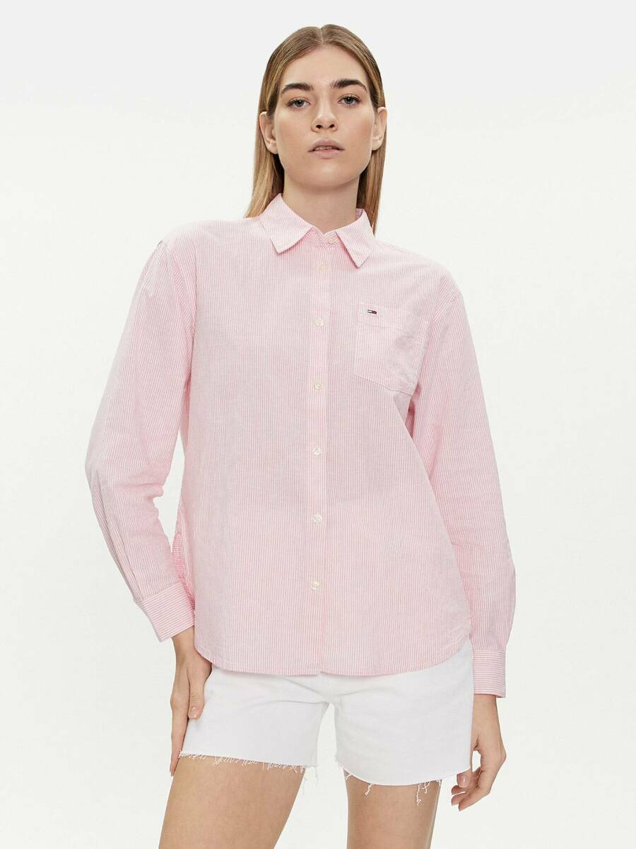 detail Tommy Jeans dámská pruhovaná růžová košile