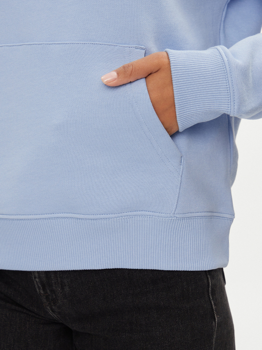 detail Tommy Jeans dámská světle modrá mikina Logo