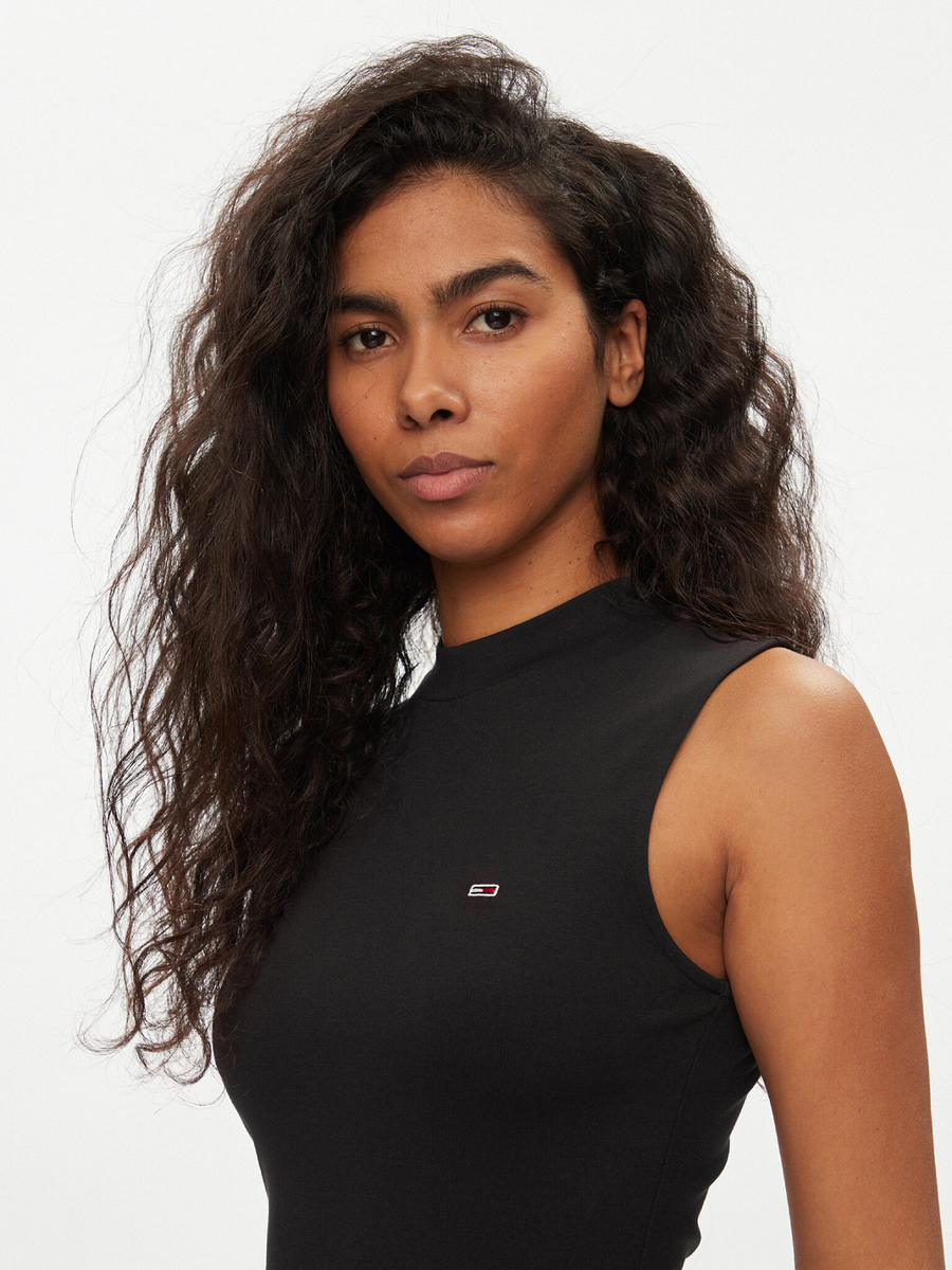 detail Tommy Jeans dámské černé letní šaty