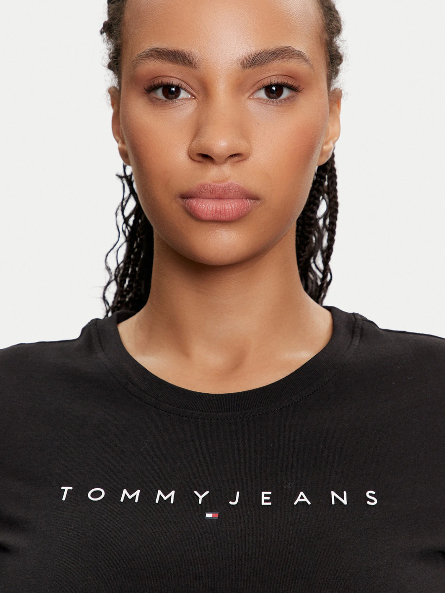 detail Tommy Jeans dámské černé tričko