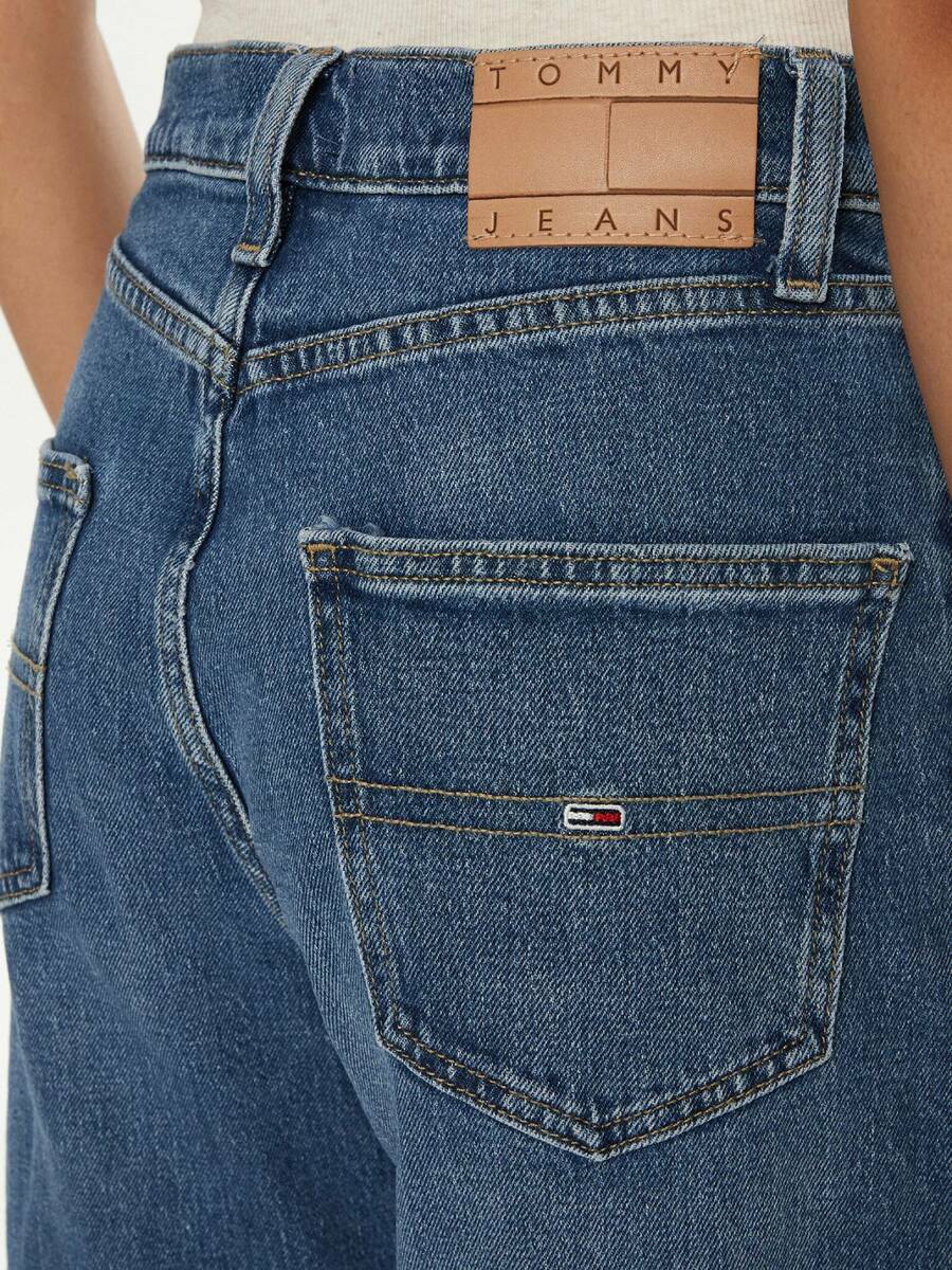 detail Tommy Jeans dámské modré džíny
