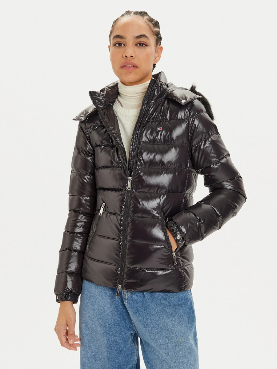 detail Tommy Jeans dámská černá bunda