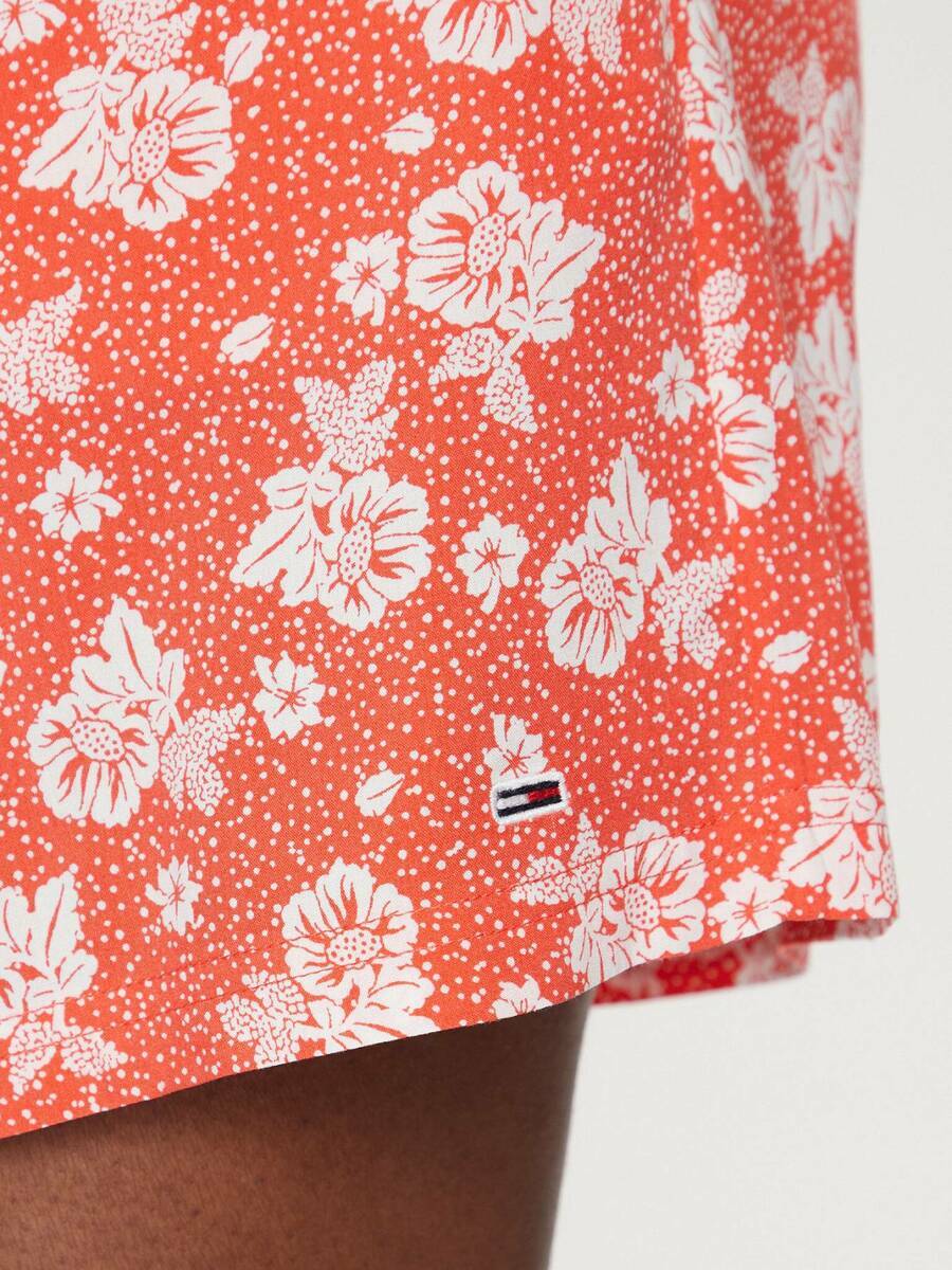 detail Tommy Jeans dámské oranžové kraťasy