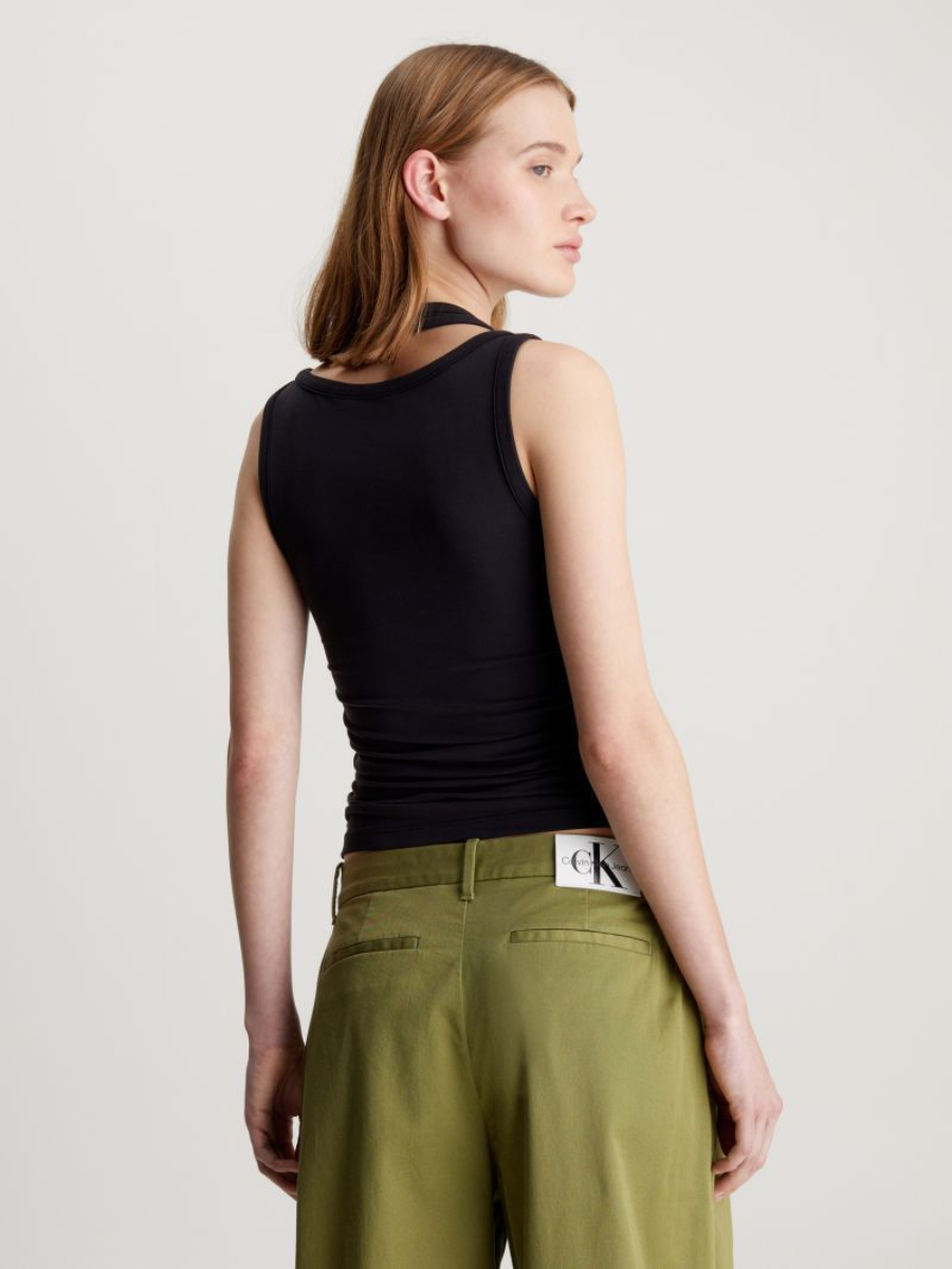 detail Calvin Klein dámský černý top