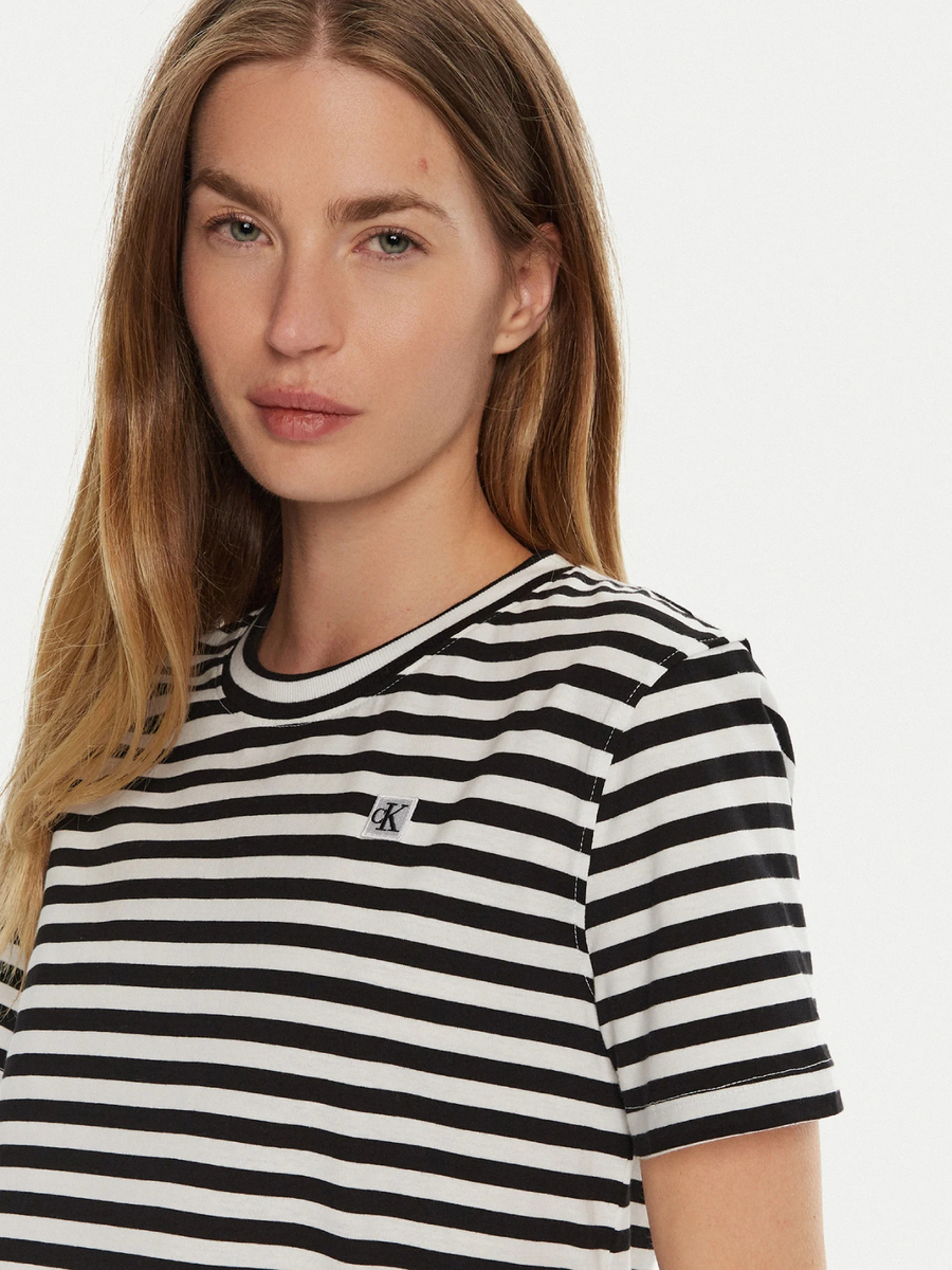 detail Calvin Klein dámské pruhované tričko