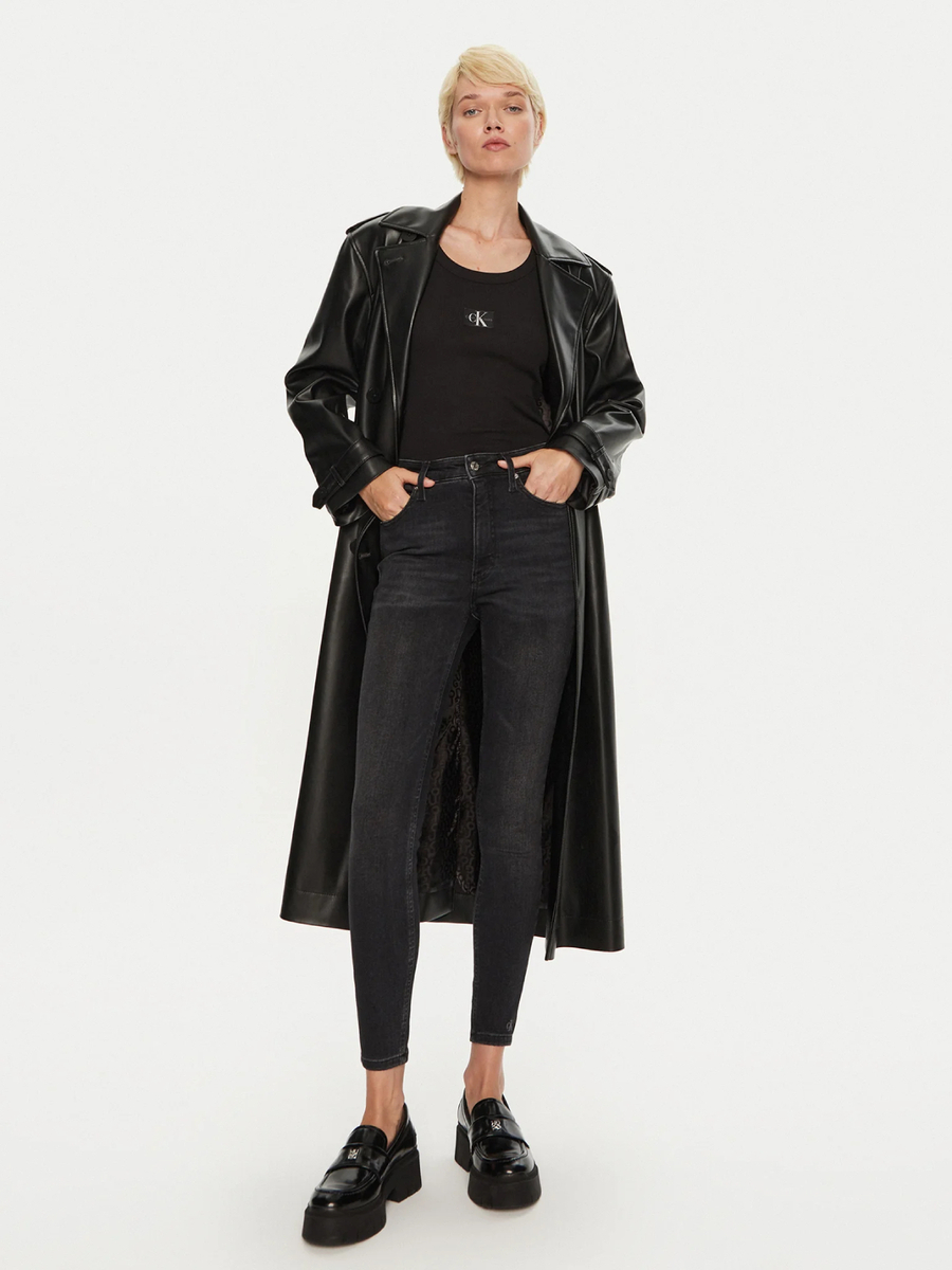 detail Calvin Klein dámské černé džíny