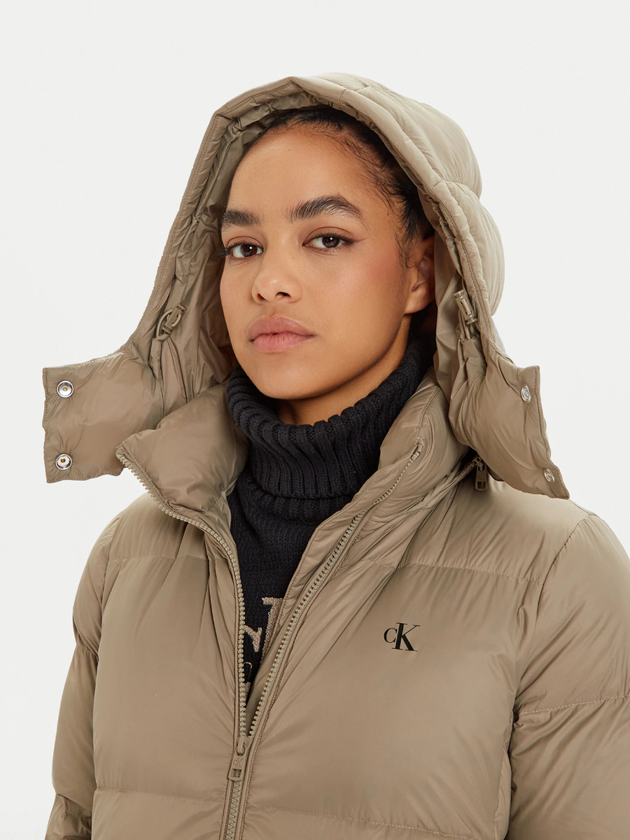 detail Calvin Klein dámská zelenohnědá bunda