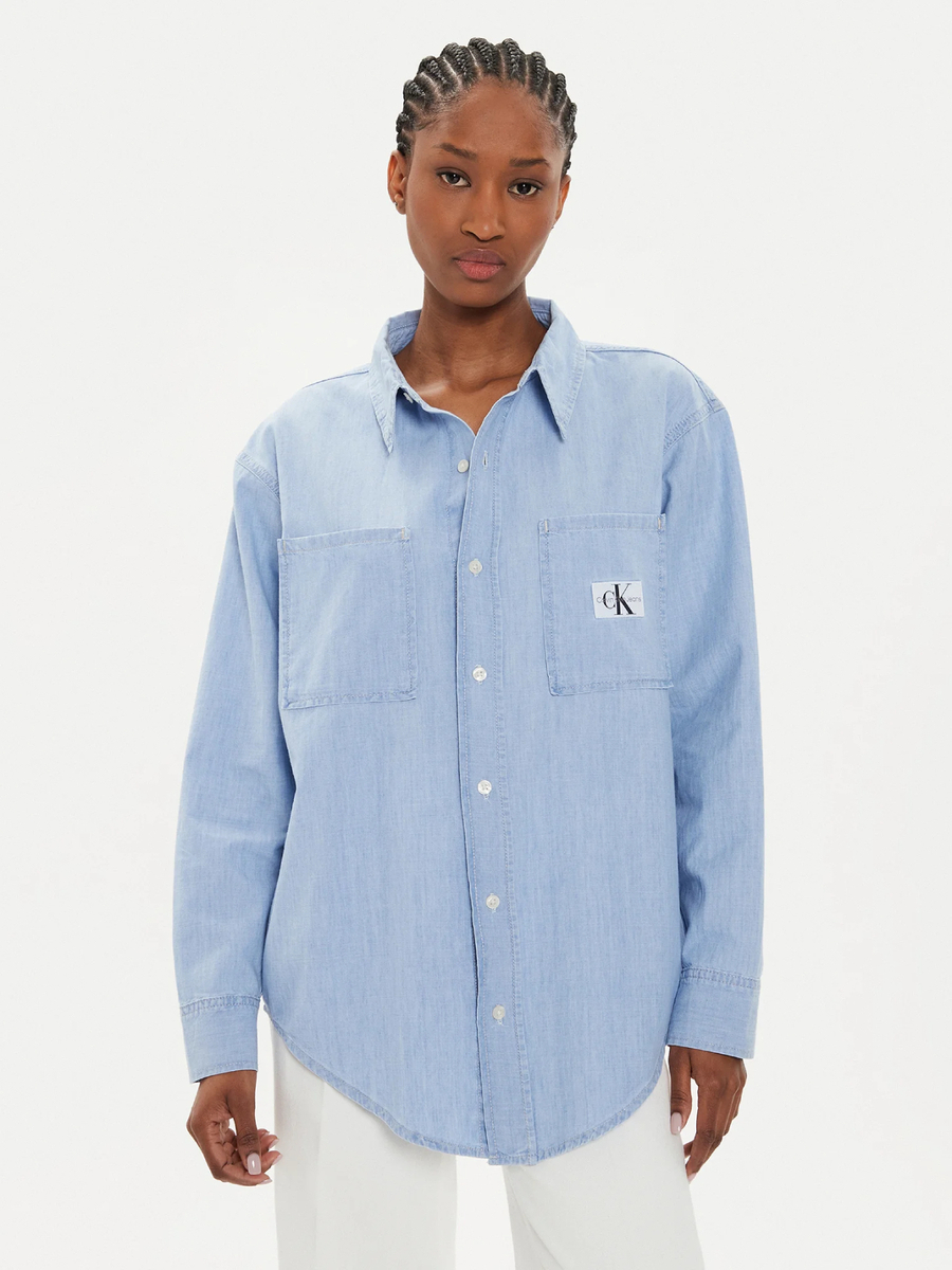 detail Calvin Klein dámská modrá košile