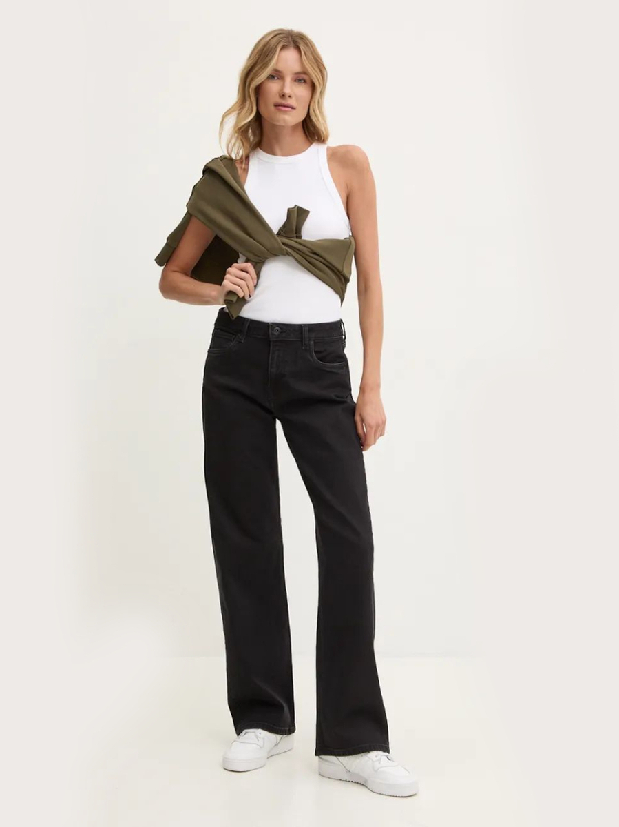 detail Calvin Klein dámské bílé tílko