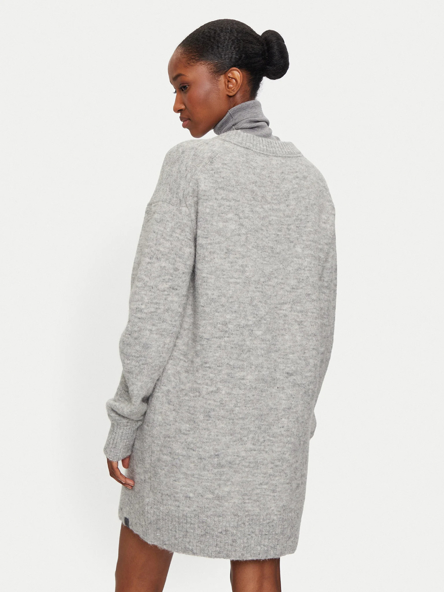 detail Calvin Klein dámské šedé šaty