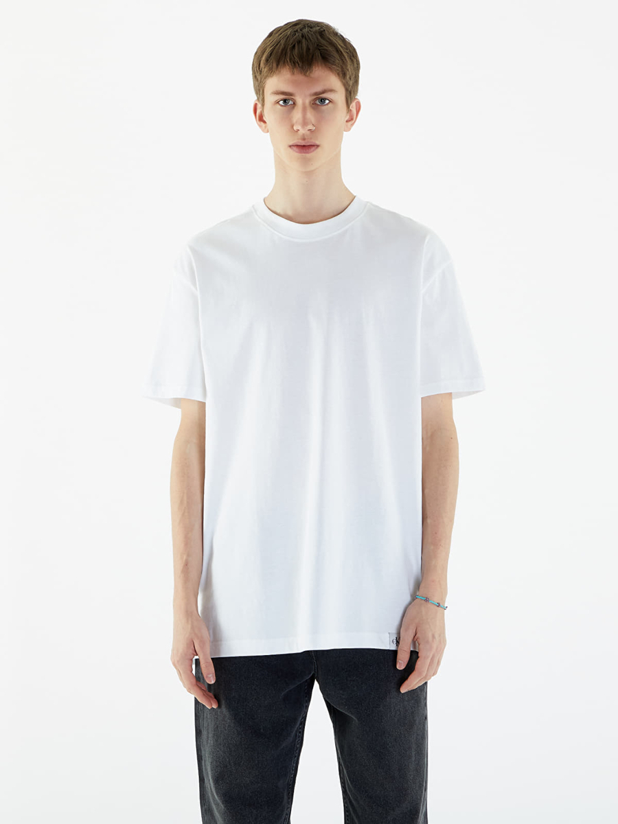 detail Calvin Klein pánské bílé tričko