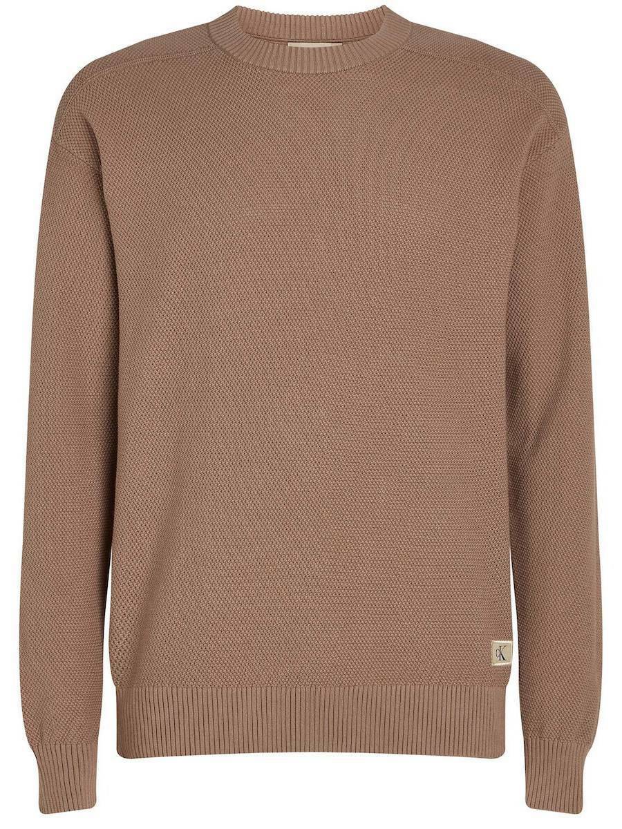 detail Calvin Klein pánský světle hnědý svetr