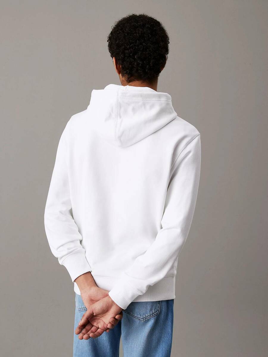 detail Calvin Klein pánská bílá mikina Woven