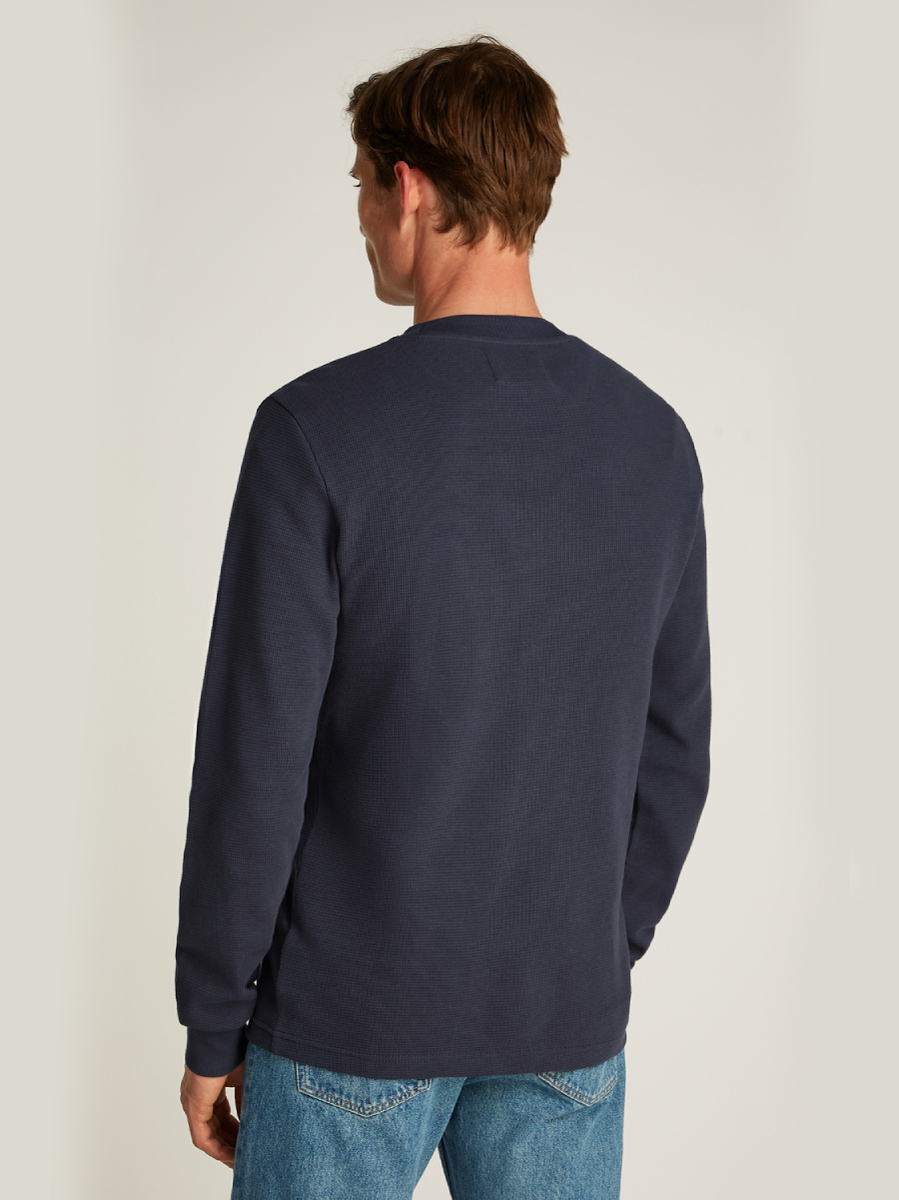 detail Calvin Klein pánská tmavě šedá mikina